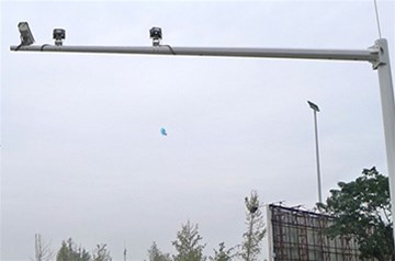 山西公路監(jiān)控桿施工中應(yīng)注意哪些問題？太原市鑫雨杭告訴您
